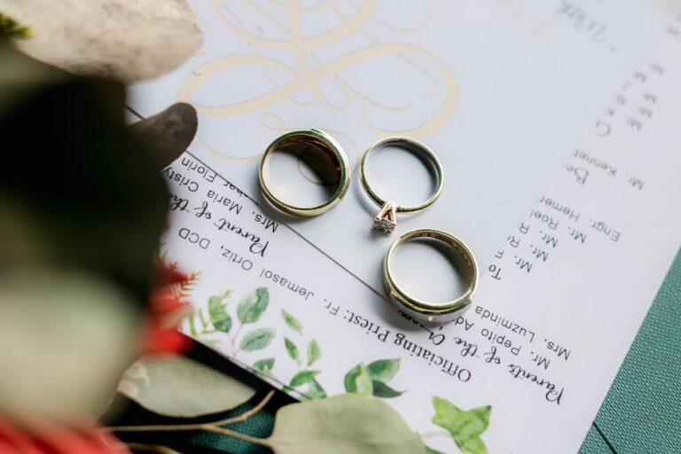 Was schenkt die Trauzeugin zur Hochzeit? - hochzeitbereich.de