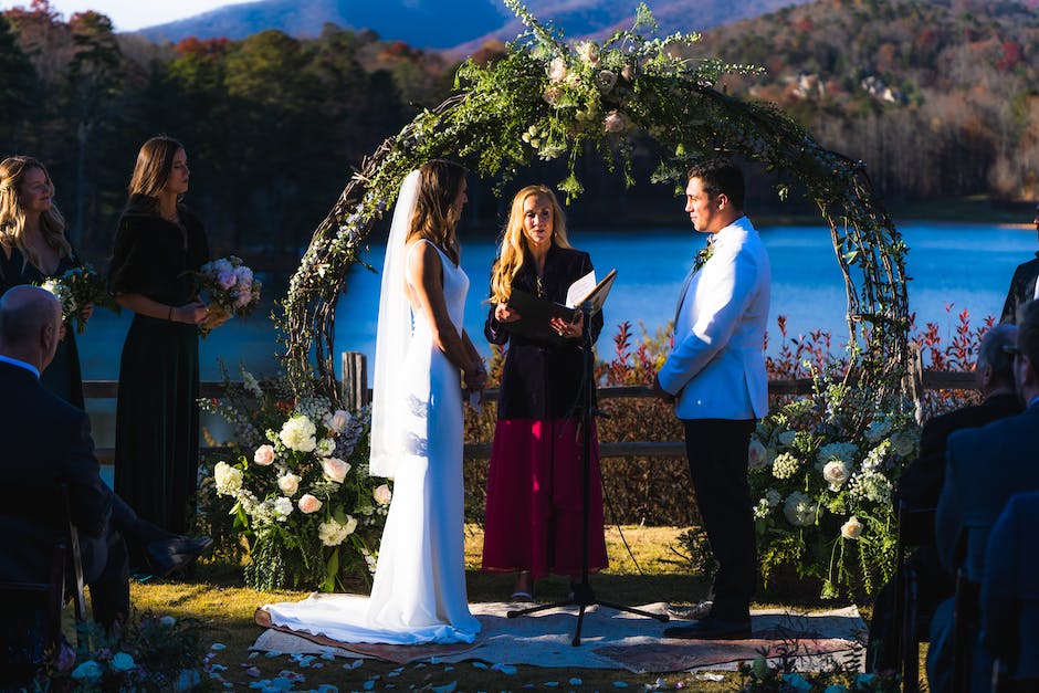 wie lange dauert eine standesamtliche hochzeit_1